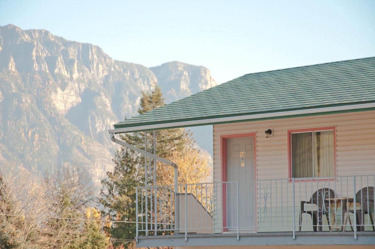 Sunset Motel Creston Ngoại thất bức ảnh